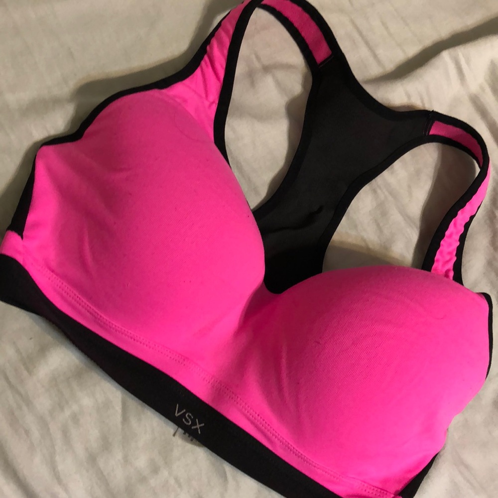 Sports bra